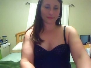 Milfandhunny Intimate Video On 02/01/15 00:26 From Chaturbate