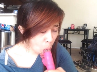 Teen deepthroats every Object in room - Super hot!!