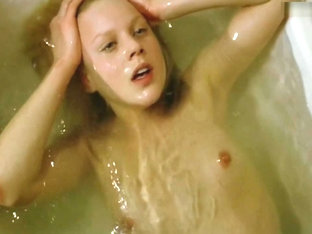 Abbie Cornish - Teen Girl, Small Boobs, Blonde, Toples & Nude - Somersault