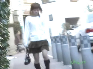 Cute girl got shuri sharked while walking down the street