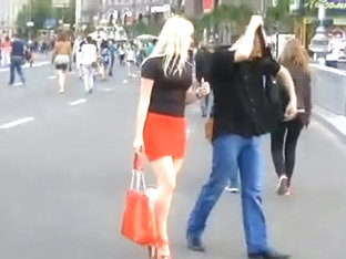 High Heels In Ukraine 02  2 High Heeled Girls Chatting