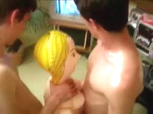 Straight college friends try gay sex