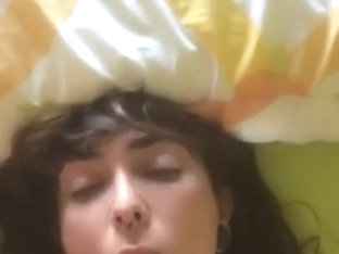 Española amateur me la chupa con muchas ganas y luego me la follo