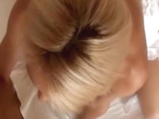 Amateur Blond Hottie Did Amazing Blowjob