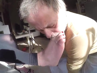 Dirty piss & feet games