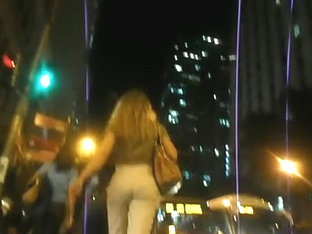 Balzaquiana Boazuda Demais Desfilando Na Noite 2