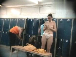 Hidden Camera Video. Dressing Room N 32