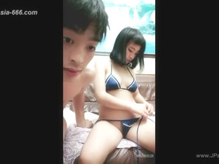 Chinese Teens Live Chat With Mobile Phone.175