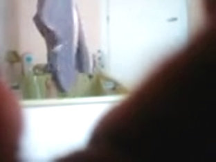 Voyeur Shower Webcam