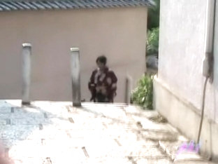 Public Sharking Vid Showing A Japanese Chick In A Kimono