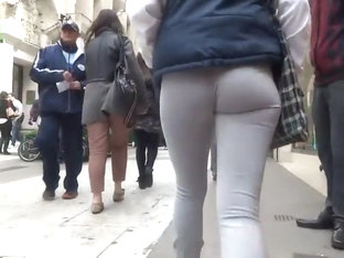 Voyeur Follows Hot Ass In Tights