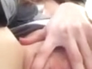 Amateur selfies herself masturbating