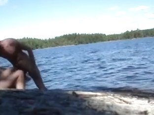 Having Sex With The GF On A Rock Near The Leak