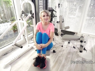 Trainer Fucks Petite Blonde In The Gym
